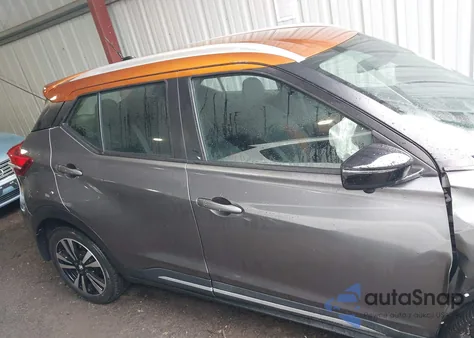 2019 Nissan Kicks Sr из США, поврежденный, VIN 3N1CP5CU7KL548543